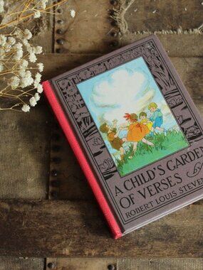 Vintage 1990s Book, "A Childs Garden of Verses", Robert Louis Stevenson, Illustr